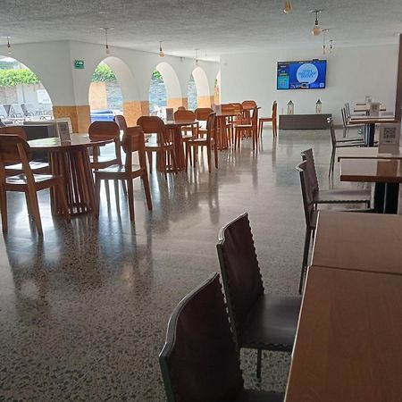 Hotel Don Gregorio Картаго Екстериор снимка