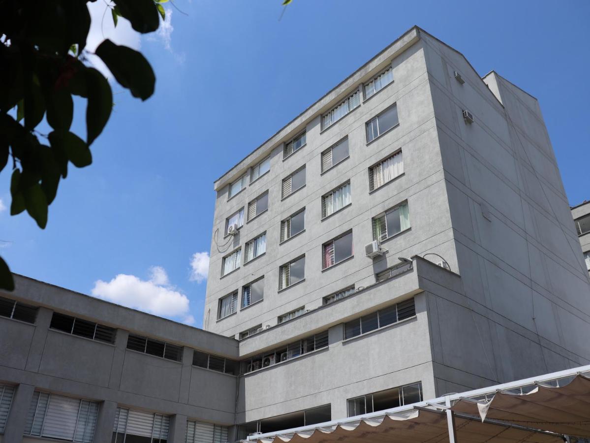Hotel Don Gregorio Картаго Екстериор снимка