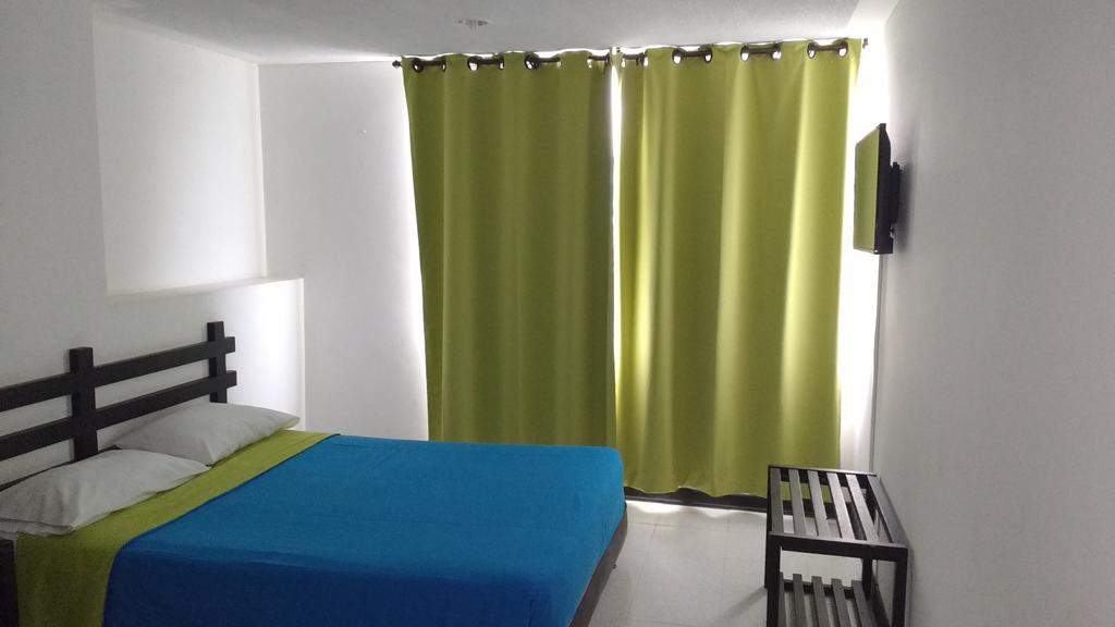Hotel Don Gregorio Картаго Екстериор снимка